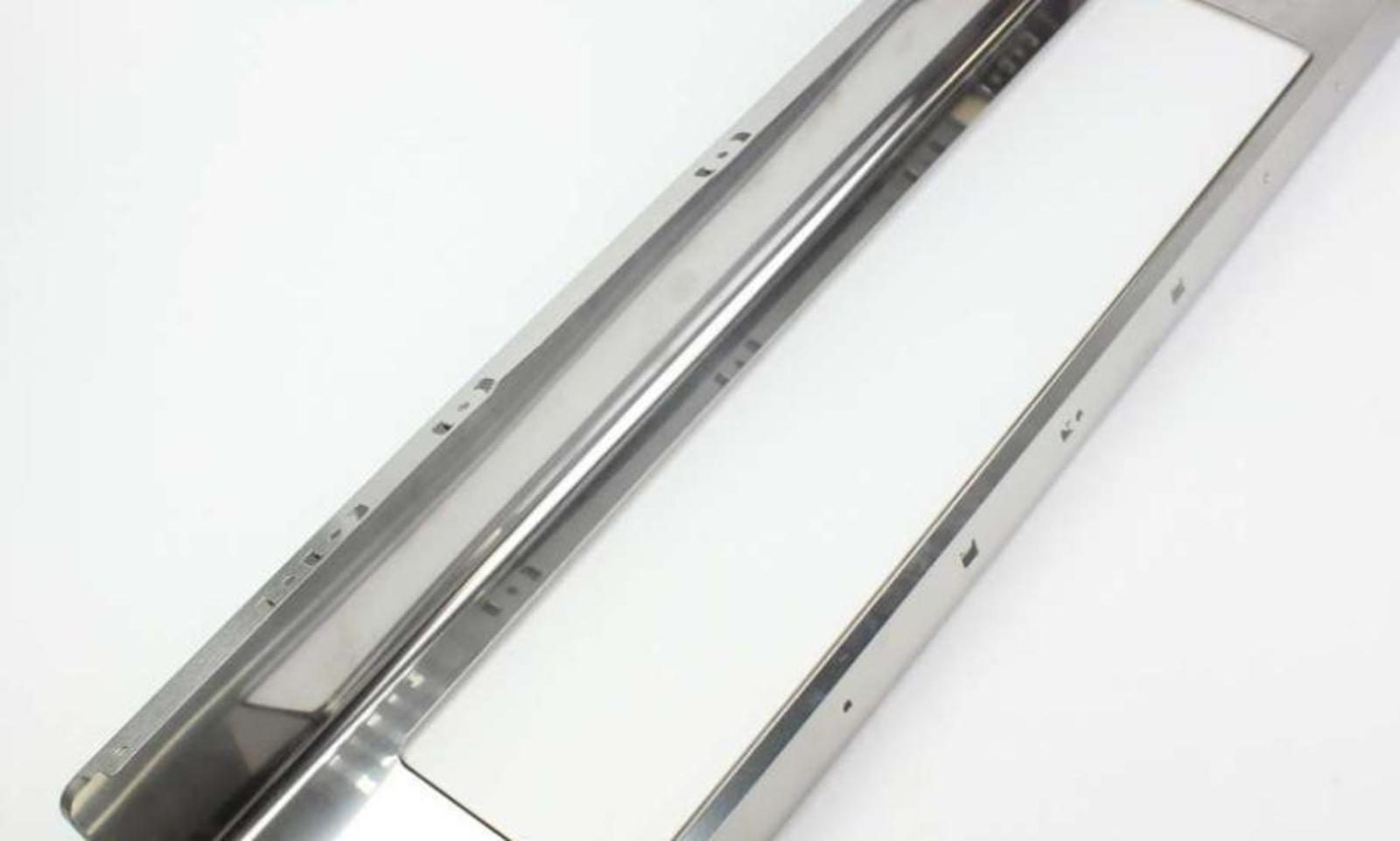 LG MGC61851712